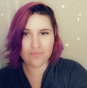 Meet your Posher, Marissa